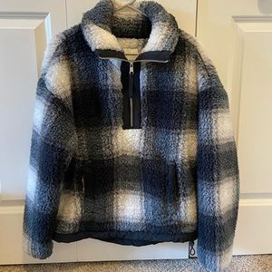 Abercrombie and Fitch Quarter Zip